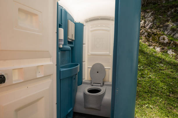Best Construction site porta potty rental  in Northfield, MN